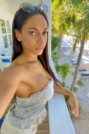 Djamila - rencontre-Milf-La Ferté-Bernard